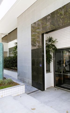 Apartamento à venda com 140m², 4 quartos e 4 vagasEntrada