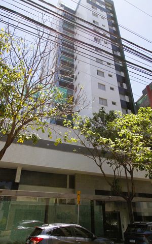 Apartamento à venda com 140m², 4 quartos e 4 vagasFachada
