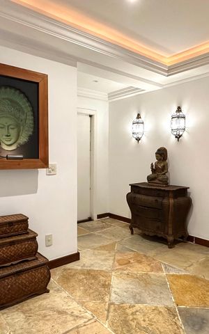 Apartamento à venda com 249m², 3 quartos e 1 vaga Apartamento à venda com 249m², 3 quartos e 1 vagaSala