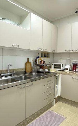 Apartamento à venda com 249m², 3 quartos e 1 vaga Apartamento à venda com 249m², 3 quartos e 1 vagaCozinha