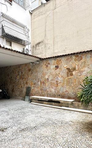 Apartamento à venda com 249m², 3 quartos e 1 vaga Apartamento à venda com 249m², 3 quartos e 1 vagaÁrea comum