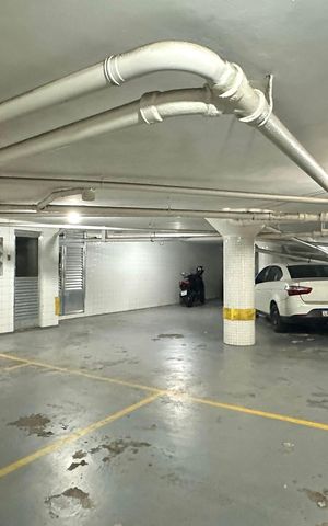 Apartamento à venda com 249m², 3 quartos e 1 vaga Apartamento à venda com 249m², 3 quartos e 1 vagaÁrea comum