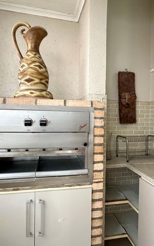 Apartamento à venda com 249m², 3 quartos e 1 vaga Apartamento à venda com 249m², 3 quartos e 1 vagaCopa