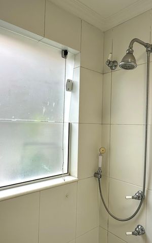 Apartamento à venda com 249m², 3 quartos e 1 vaga Apartamento à venda com 249m², 3 quartos e 1 vagaBanheiro da Suíte 2