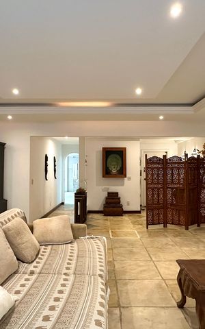 Apartamento à venda com 249m², 3 quartos e 1 vaga Apartamento à venda com 249m², 3 quartos e 1 vagaSala