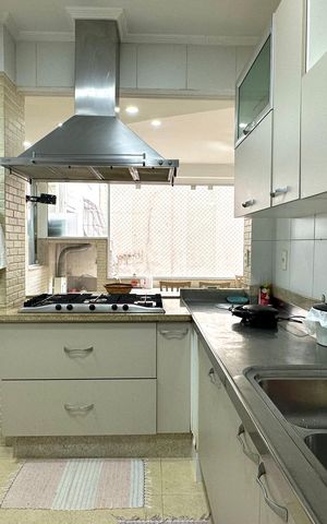 Apartamento à venda com 249m², 3 quartos e 1 vaga Apartamento à venda com 249m², 3 quartos e 1 vagaCozinha