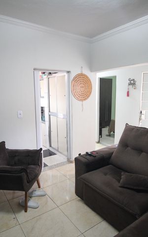 Casa à venda com 120m², 5 quartos e 1 vagaSala 