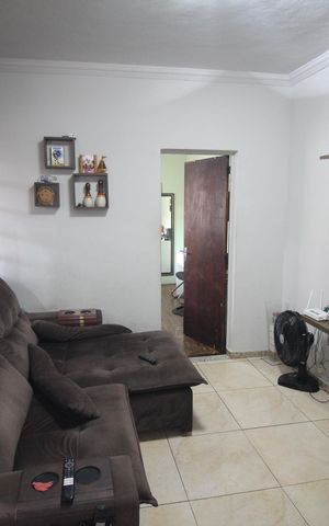 Casa à venda com 120m², 5 quartos e 1 vagaSala 