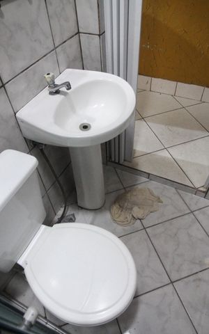 Casa à venda com 120m², 5 quartos e 1 vagaBanheiro Casa 2