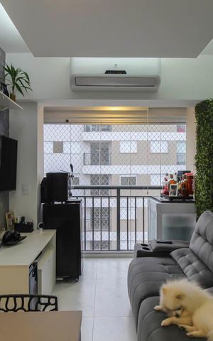 Apartamento à venda com 38m², 2 quartos e 1 vaga Apartamento à venda com 38m², 2 quartos e 1 vagaSala