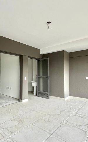 Apartamento à venda com 85m², 2 quartos e 1 vaga Apartamento à venda com 85m², 2 quartos e 1 vagaVaranda