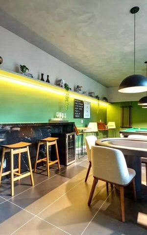 Apartamento à venda com 85m², 2 quartos e 1 vaga Apartamento à venda com 85m², 2 quartos e 1 vagaÁrea comum - Salão de festas