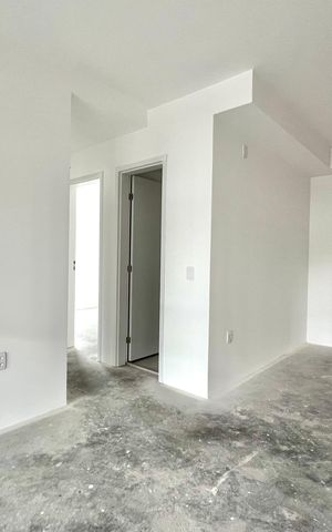 Apartamento à venda com 85m², 2 quartos e 1 vaga Apartamento à venda com 85m², 2 quartos e 1 vagaSala