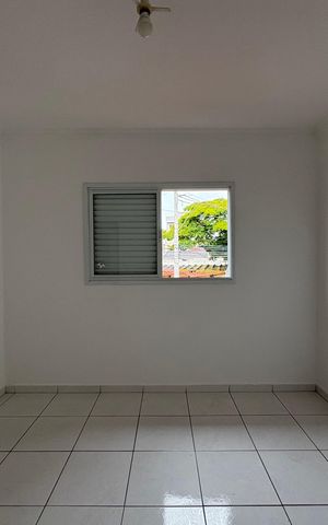 Casa para alugar com 75m², 2 quartos e 2 vagas Casa para alugar com 75m², 2 quartos e 2 vagasSuíte 1