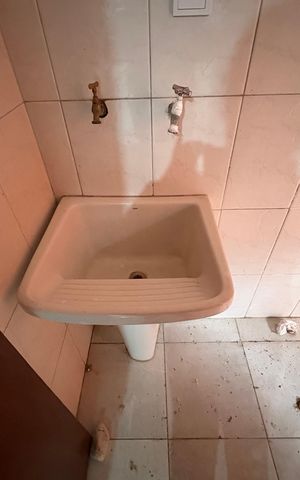 Casa para alugar com 75m², 2 quartos e 2 vagas Casa para alugar com 75m², 2 quartos e 2 vagasLavanderia