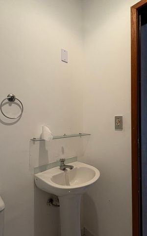 Casa para alugar com 75m², 2 quartos e 2 vagas Casa para alugar com 75m², 2 quartos e 2 vagasLavabo