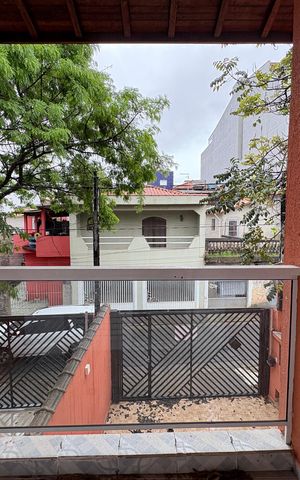 Casa para alugar com 75m², 2 quartos e 2 vagas Casa para alugar com 75m², 2 quartos e 2 vagasSacada da Suíte 2