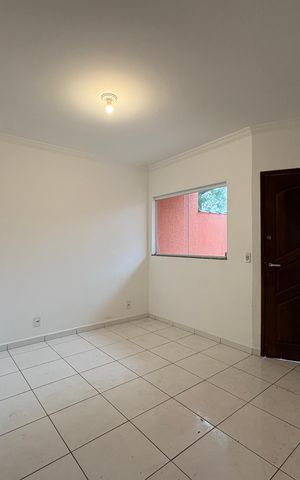 Casa para alugar com 75m², 2 quartos e 2 vagas Casa para alugar com 75m², 2 quartos e 2 vagasSala