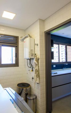 Apartamento à venda com 160m², 3 quartos e 3 vagasÁrea de serviço