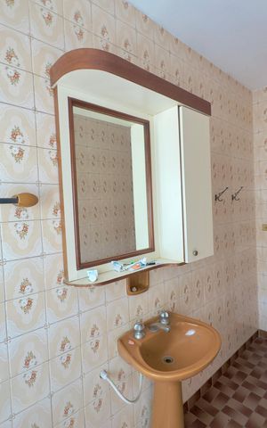 Casa à venda com 120m², 3 quartos e 4 vagasBanheiro social