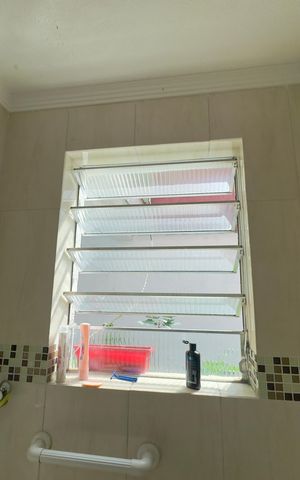 Casa à venda com 120m², 3 quartos e 4 vagasBanheiro social 2