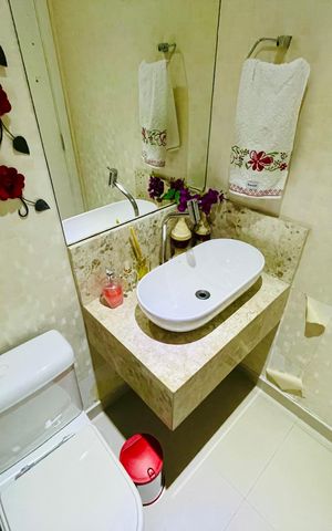Apartamento para alugar com 135m², 3 quartos e 2 vagasBanheiro 3