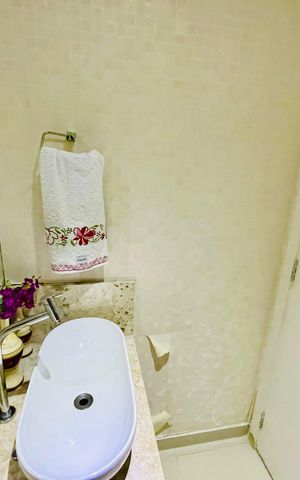 Apartamento para alugar com 135m², 3 quartos e 2 vagasBanheiro 3