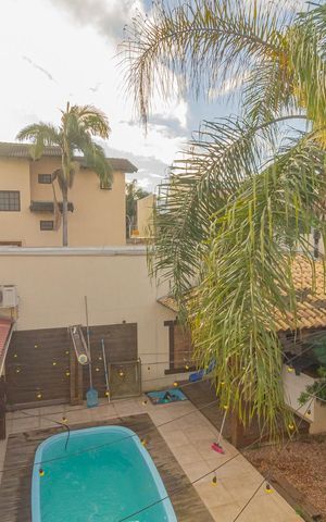 Casa à venda com 423m², 5 quartos e 3 vagasVista do Quarto 1