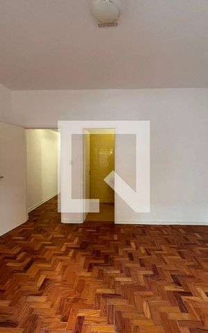 Casa para alugar com 217m², 3 quartos e 3 vagasSuíte