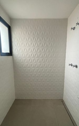 Apartamento à venda com 163m², 3 quartos e 3 vagas Apartamento à venda com 163m², 3 quartos e 3 vagasBanheiro da Suíte 1