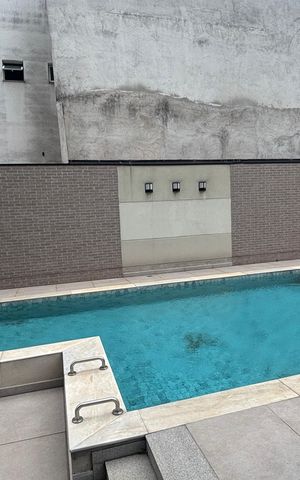 Apartamento à venda com 163m², 3 quartos e 3 vagas Apartamento à venda com 163m², 3 quartos e 3 vagasPiscina