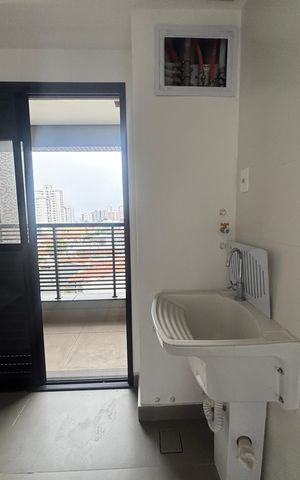 Apartamento à venda com 163m², 3 quartos e 3 vagas Apartamento à venda com 163m², 3 quartos e 3 vagasÁrea de Serviço