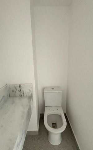 Apartamento à venda com 163m², 3 quartos e 3 vagas Apartamento à venda com 163m², 3 quartos e 3 vagasLavabo