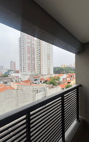 Apartamento à venda com 163m², 3 quartos e 3 vagas Apartamento à venda com 163m², 3 quartos e 3 vagasÁrea de Serviço - Varanda
