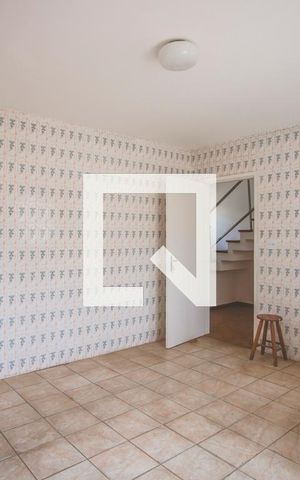 Casa para alugar com 233m², 3 quartos e 2 vagas Casa para alugar com 233m², 3 quartos e 2 vagasCozinha