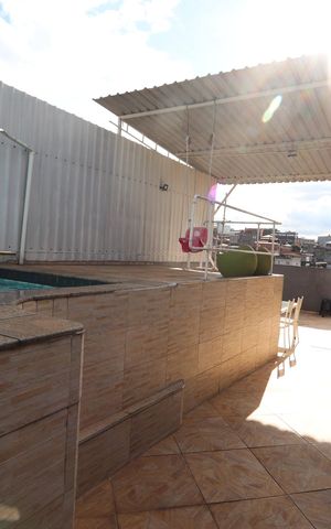 Casa à venda com 312m², 3 quartos e 3 vagasPiscina