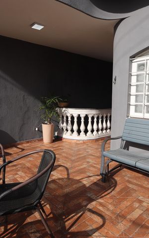 Casa à venda com 312m², 3 quartos e 3 vagasVaranda da Frente