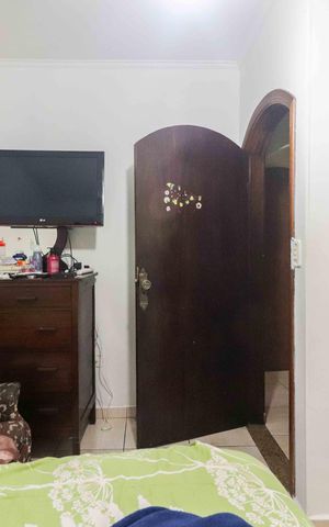 Casa para alugar com 290m², 3 quartos e 4 vagas Casa para alugar com 290m², 3 quartos e 4 vagasQuarto 2