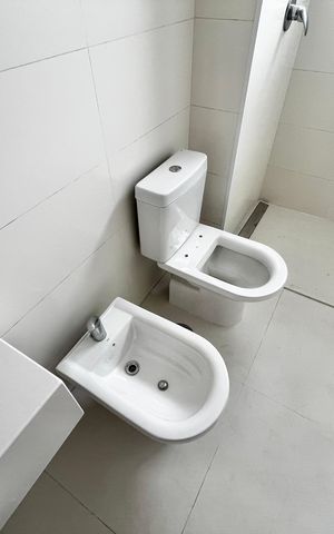 Apartamento à venda com 298m², 4 quartos e 5 vagas Apartamento à venda com 298m², 4 quartos e 5 vagasBanheiro da Suíte 1