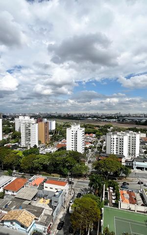 Apartamento à venda com 298m², 4 quartos e 5 vagas Apartamento à venda com 298m², 4 quartos e 5 vagasVista da Varanda