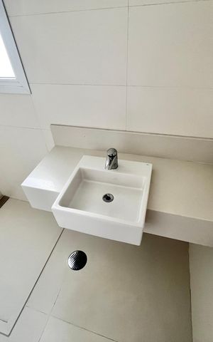 Apartamento à venda com 298m², 4 quartos e 5 vagas Apartamento à venda com 298m², 4 quartos e 5 vagasBanheiro da Suíte 3