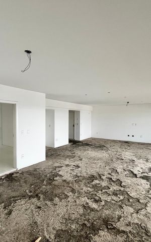 Apartamento à venda com 298m², 4 quartos e 5 vagas Apartamento à venda com 298m², 4 quartos e 5 vagasSala