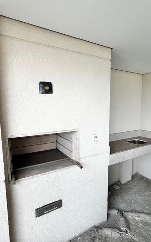 Apartamento à venda com 298m², 4 quartos e 5 vagas Apartamento à venda com 298m², 4 quartos e 5 vagasVaranda Gourmet