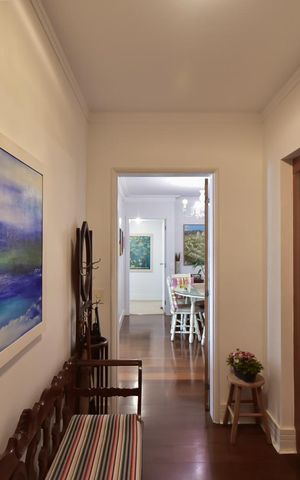 Apartamento à venda com 222m², 3 quartos e 2 vagasCorredor