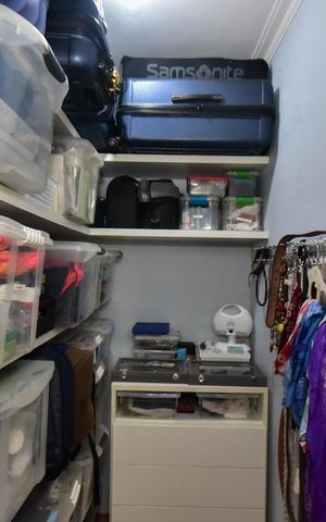Apartamento à venda com 222m², 3 quartos e 2 vagasCloset da Suíte