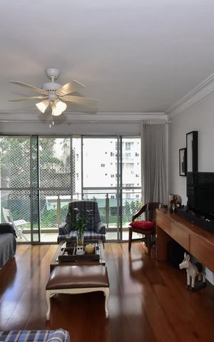 Apartamento à venda com 222m², 3 quartos e 2 vagasSala