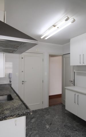 Apartamento à venda com 101m², 3 quartos e 1 vagaCozinha