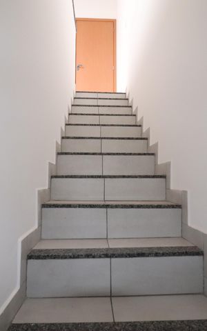 Apartamento à venda com 104m², 2 quartos e 1 vagaEscada cobertura