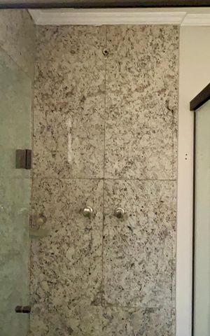 Apartamento à venda com 173m², 3 quartos e 3 vagas Apartamento à venda com 173m², 3 quartos e 3 vagasBanheiro da Suíte 3