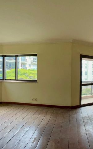 Apartamento à venda com 173m², 3 quartos e 3 vagas Apartamento à venda com 173m², 3 quartos e 3 vagasSala